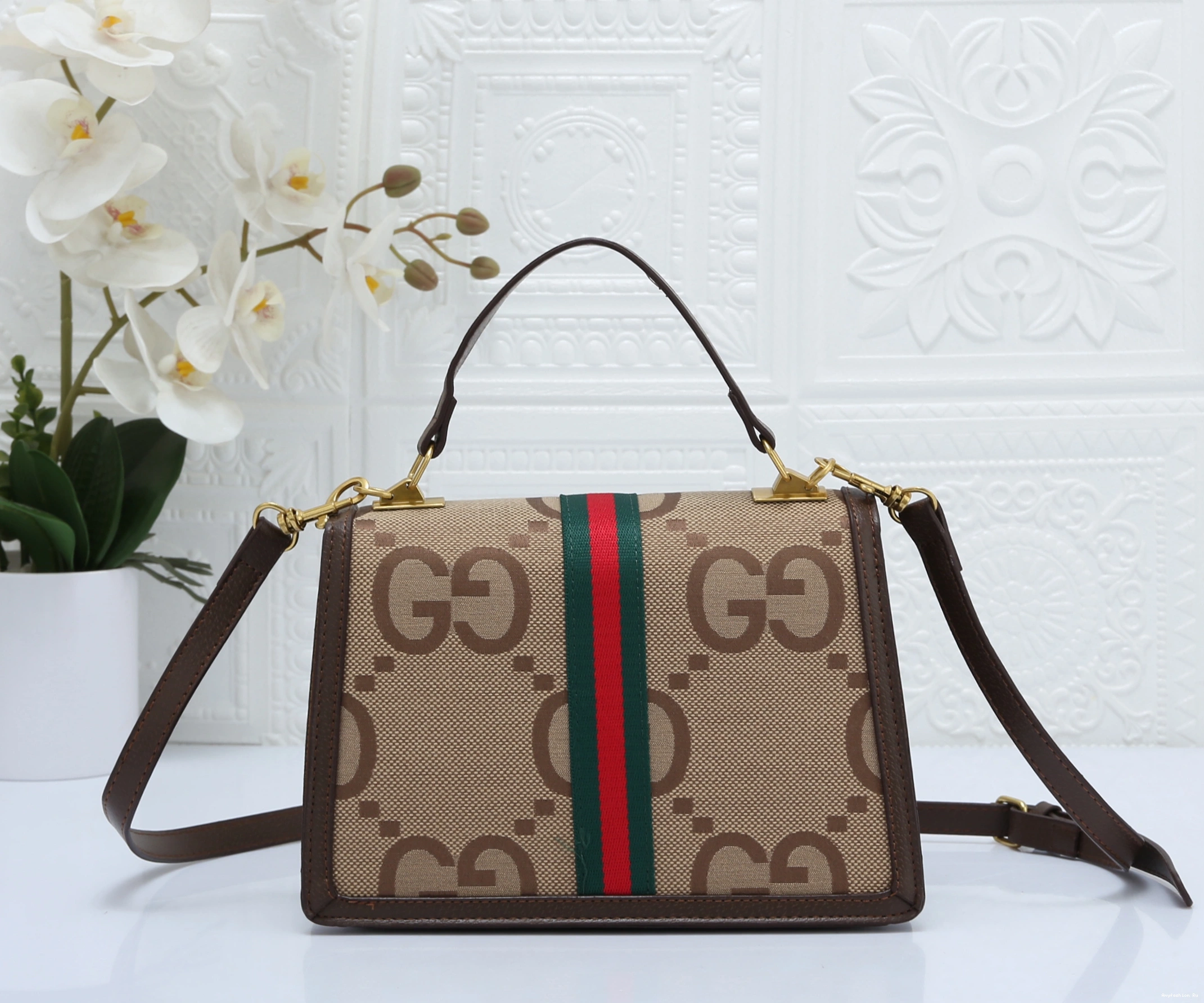 6095 For Versatile Gucci Women Bags Messenger 0402